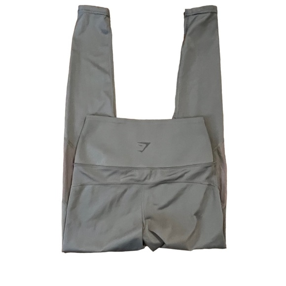 3/$30 🍂 Gymshark Fusion Grey Leggings - Picture 5 of 8